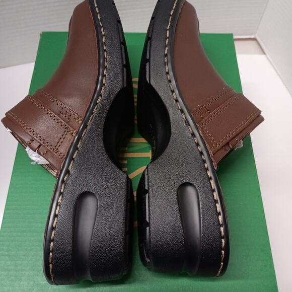 EASTLAND Mae Womens Clogs Shoes Size 7.5M Brown Distressed Buckle Comfort SlipOn - Picture 8 of 10